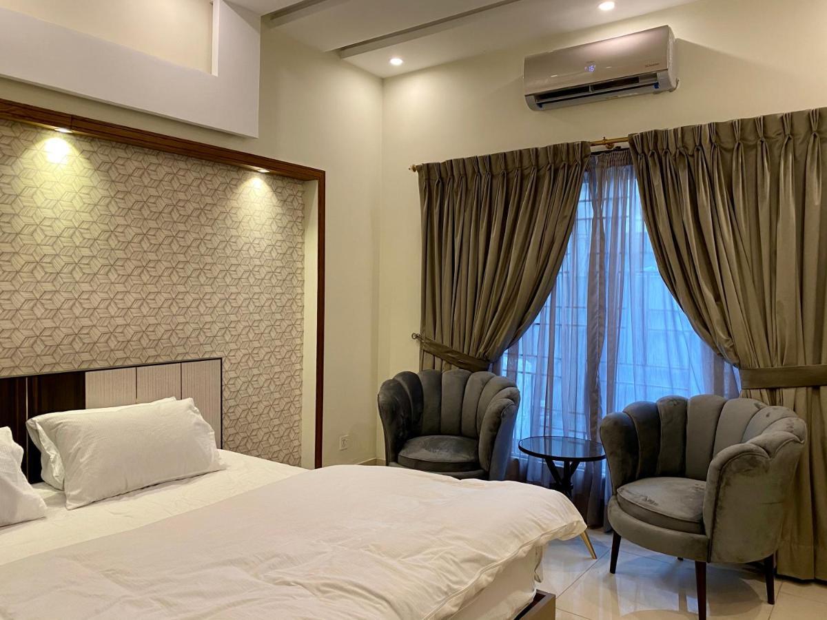 Luxury Guest House In Bahria Town Rávalpindí Exteriér fotografie