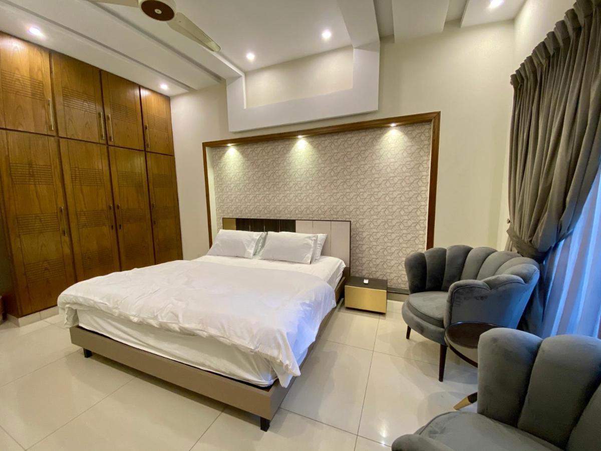 Luxury Guest House In Bahria Town Rávalpindí Exteriér fotografie