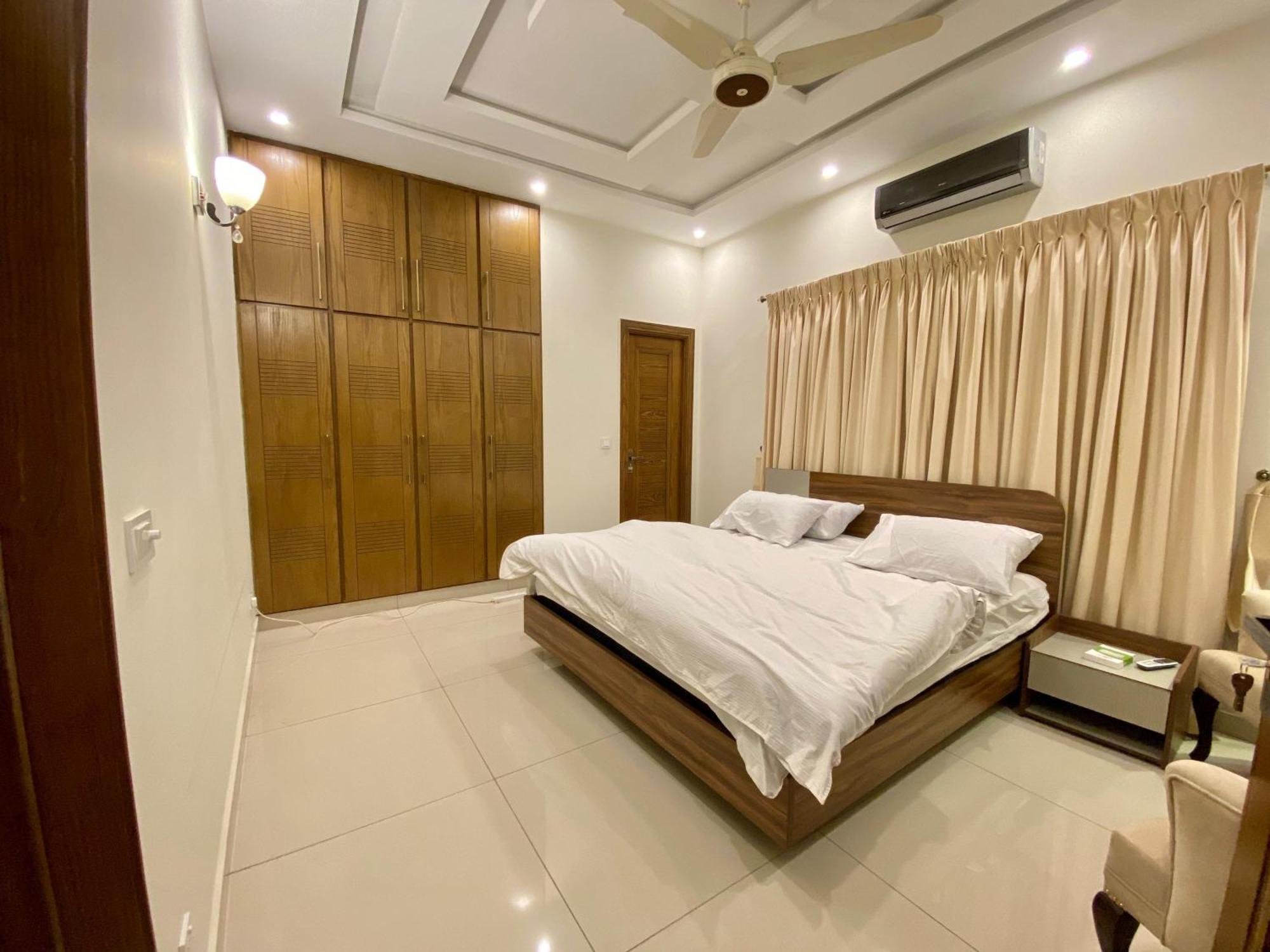 Luxury Guest House In Bahria Town Rávalpindí Exteriér fotografie